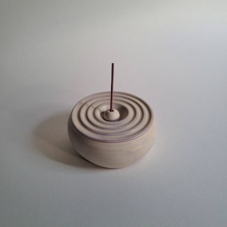 [AKO DOMAE]RIPPLE - incense holder / white