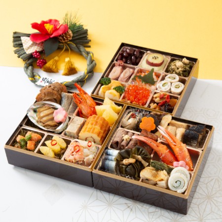 [中央水産]北海道産素材のおせち 5.5寸3段重 41品[12月27〜30日にお届け]