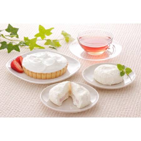 [岩瀬牧場]牧場の淡雪とクレームダンジュセット