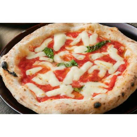 [Pizzeria e Trattoria CERVO]チェルボの石窯 ピッツァ(マルゲリータ3枚)