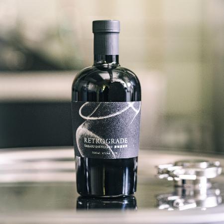 [鷹栖蒸溜所]RETROGRADE 700ml