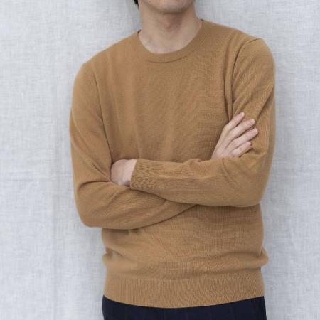 [SHIRATA KNITWORKS/白田のカシミヤ]ラウンドプルオーバー ベビーカシミヤ100%[度詰]キャメル(紳士M・L)