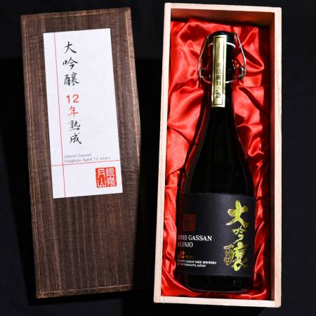 [月山酒造]銀嶺月山 大吟醸 12年熟成 720ml