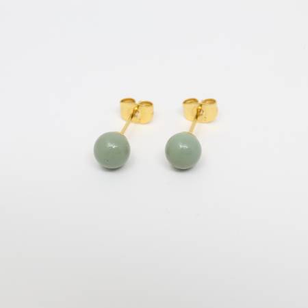 [ヌシヤ]輪島でうまれた うるしのピアス しんめ(薄緑)