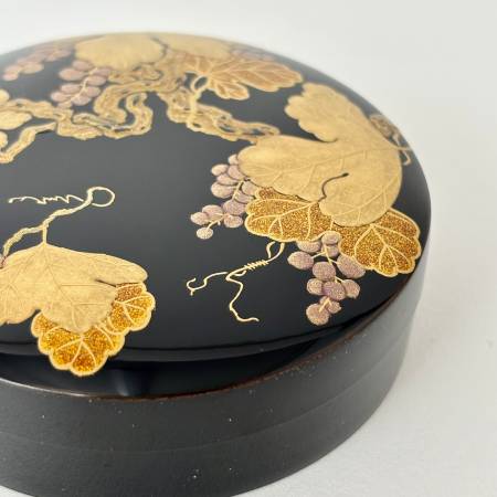 [うるしアートはりや]葡萄蒔絵香合