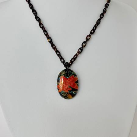 [うるしアートはりや]金魚蒔絵べっ甲ペンダント