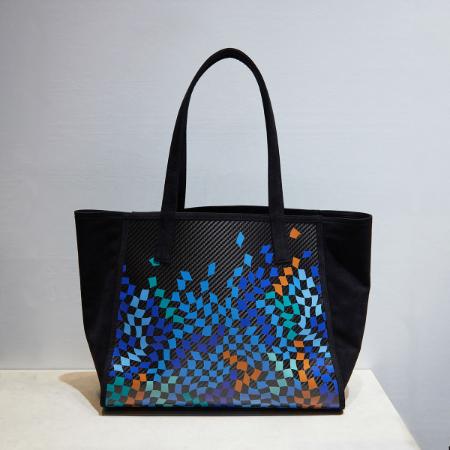 [hide k 1896]MINIMAL TOTE BAG large with MIKIO ART (CARBON FIBER)