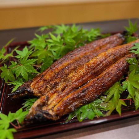 [うなぎ割烹 みかわ三水亭]三河産鰻 炭火手焼き「蒲焼」2尾