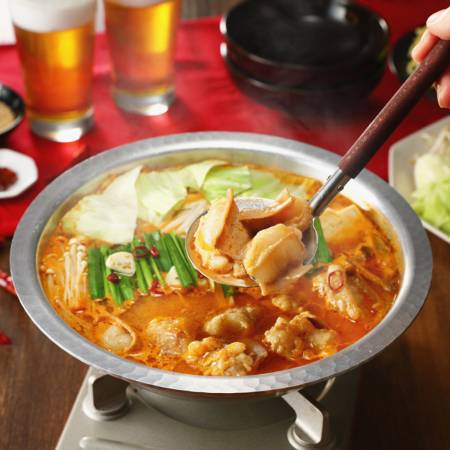 [山樹]国産牛ホルモン「ピリ辛味噌もつ鍋」ちゃんぽん麺付き2〜3人前