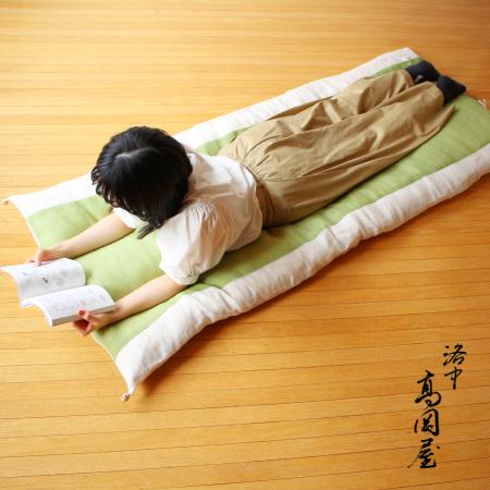 [洛中高岡屋]本麻カバータイプごろ寝敷きふとん ゆったりサイズ 苗色