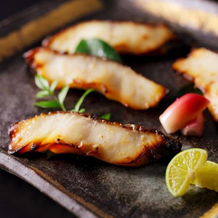 [下鴨茶寮]料亭の「西京焼き」(銀だら)4切