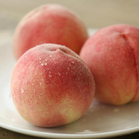 [紀のファーム]赤秀あら川の桃「なつっこ」2kg(5〜7玉)